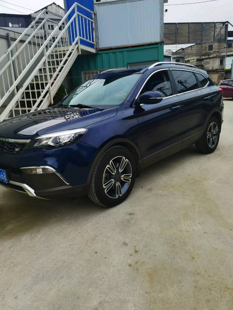 銅仁17年獵豹汽車CS104