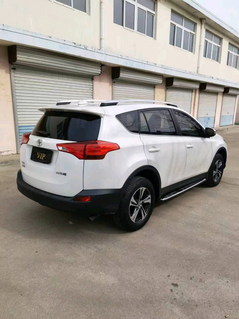 東營15年豐田RAV46
