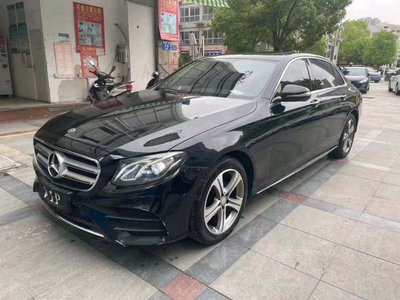 苏州17年奔驰E1