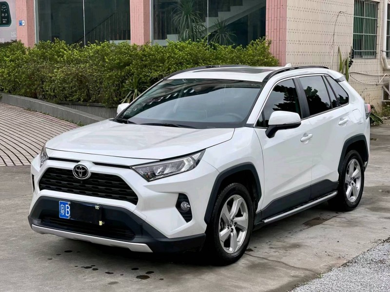 东莞20年丰田RAV43