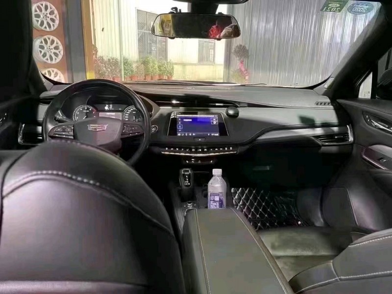邵陽19年凱迪拉克XT42