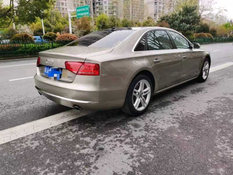 淮北11年奧迪A8L2