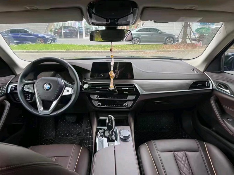 苏州20年宝马5系3