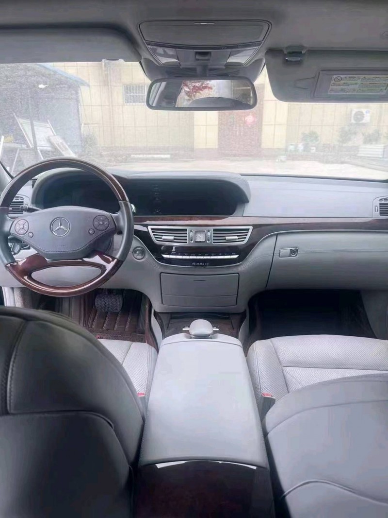 东营15年奔驰S8