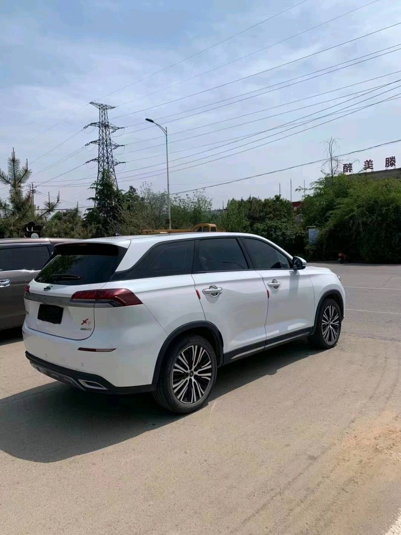 東營21年長安汽車歐尚5