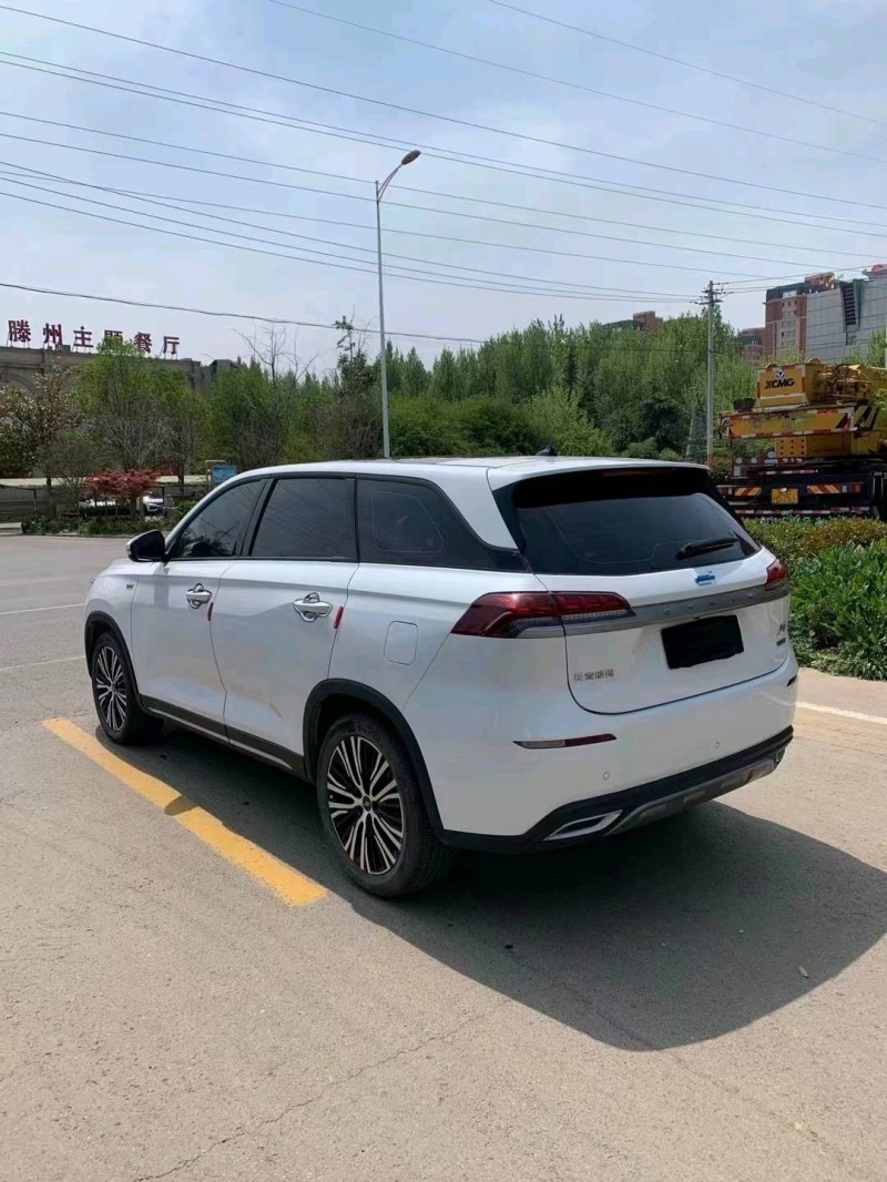 東營21年長安汽車歐尚6