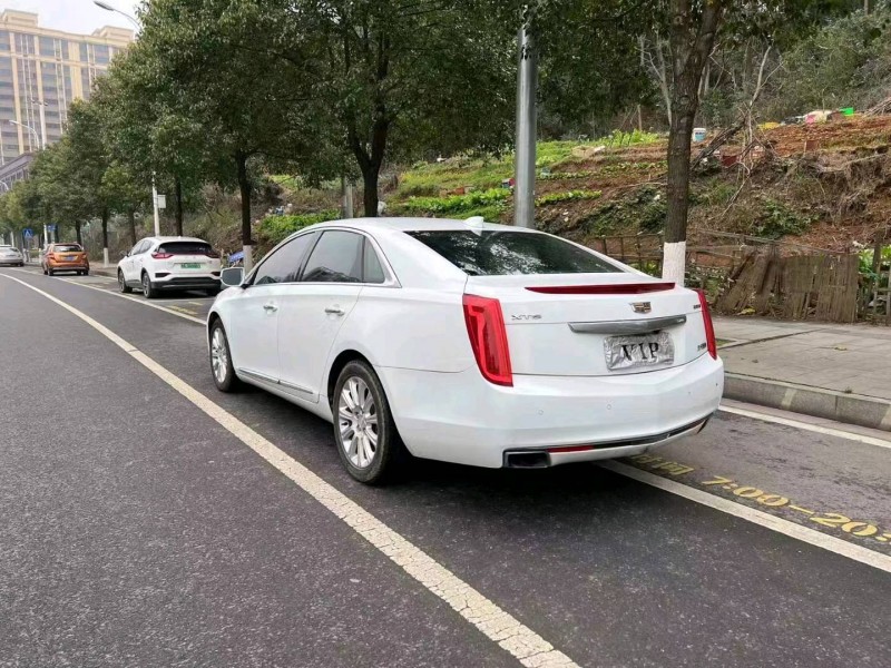 邵陽17年凱迪拉克XTS4
