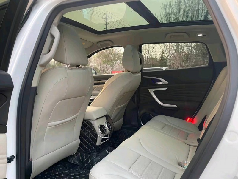 濟南17年長城汽車WEY VV75
