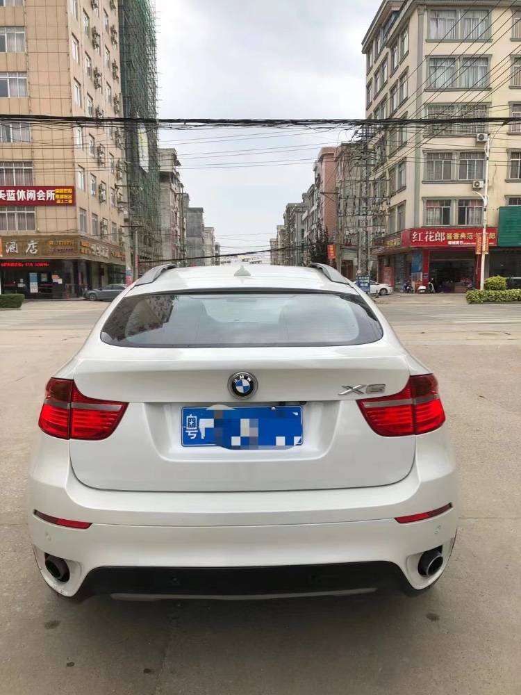 南寧10年寶馬X62