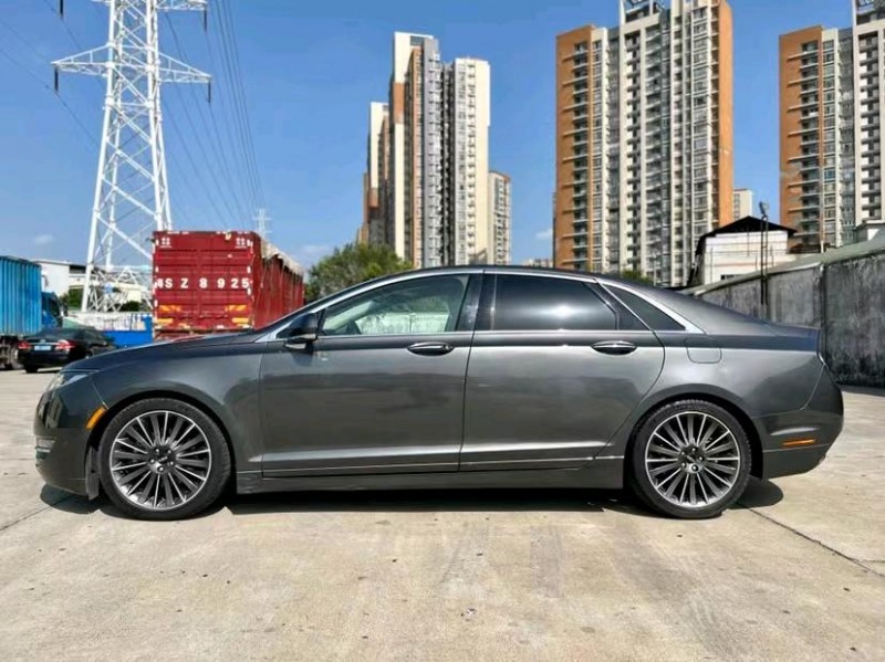 東莞17年林肯MKZ8