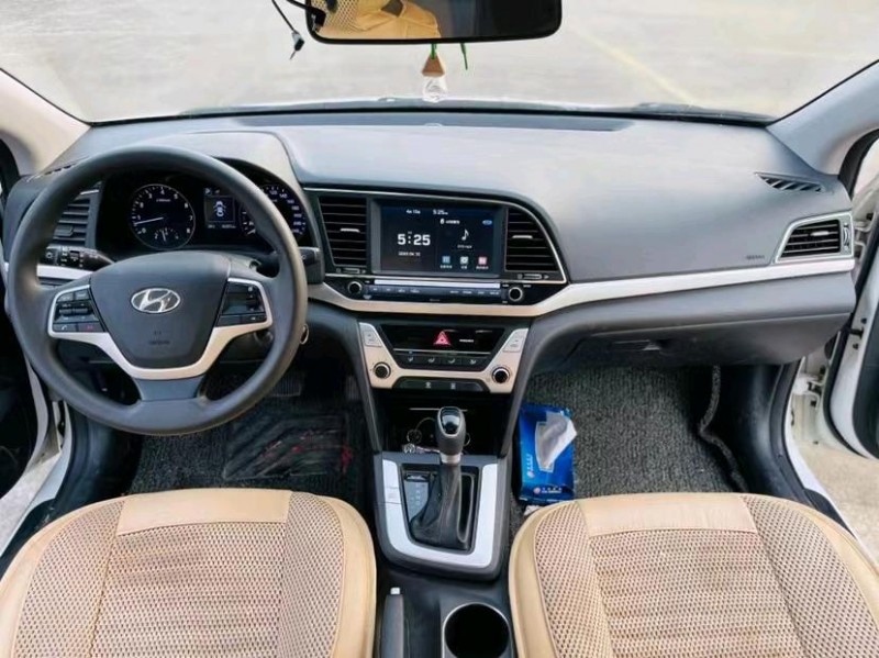 东莞17年现代领动5