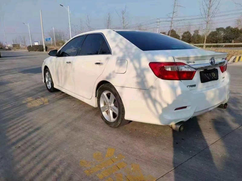 苏州15年丰田凯美瑞4