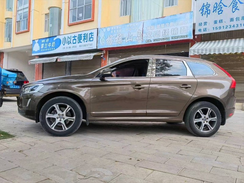昭通14年沃爾沃XC605