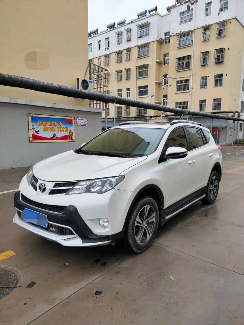 徐州16年丰田RAV4荣放8