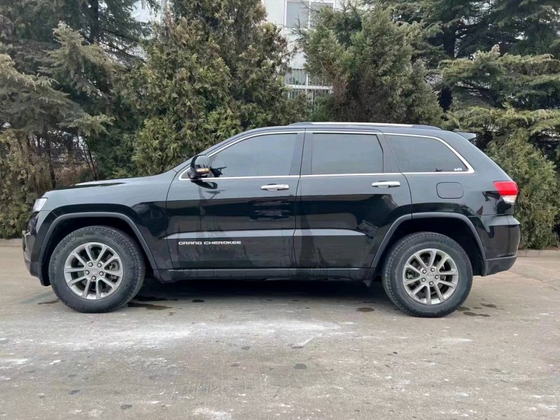 東營15年Jeep大切諾基7