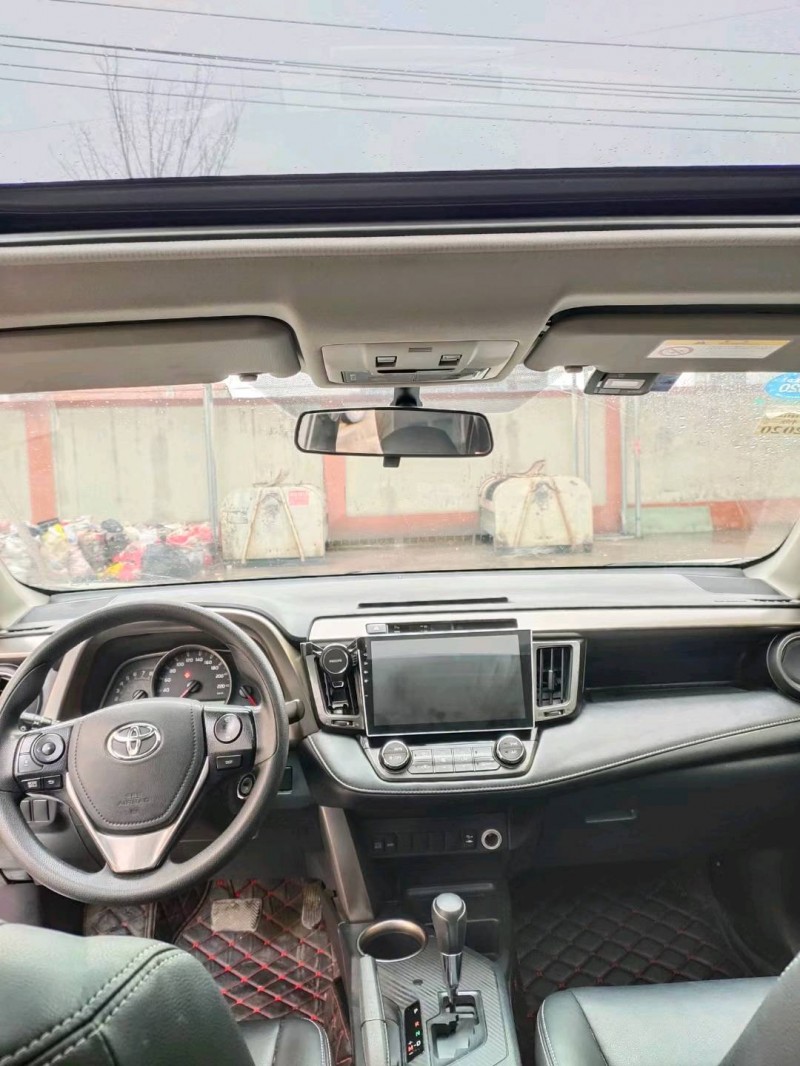 徐州16年丰田RAV4荣放1