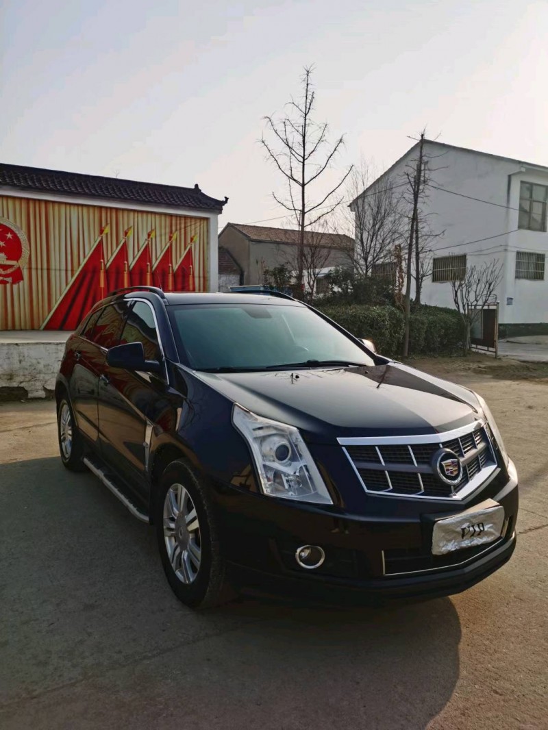 徐州12年凯迪拉克SRX3