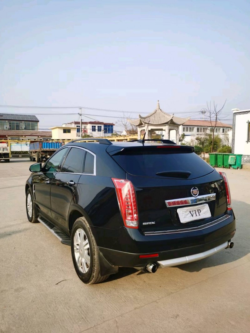 徐州12年凯迪拉克SRX4
