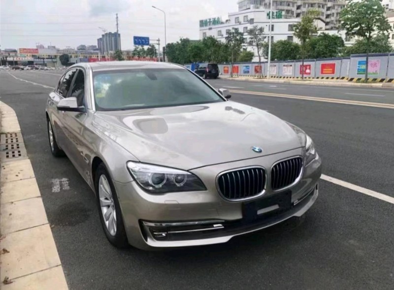 煙臺15年寶馬7系2