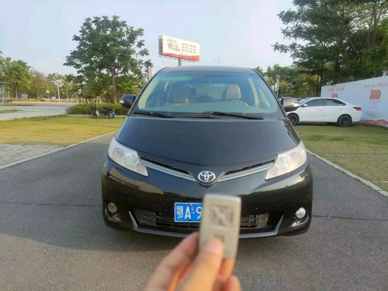 北京12年丰田普瑞维亚1