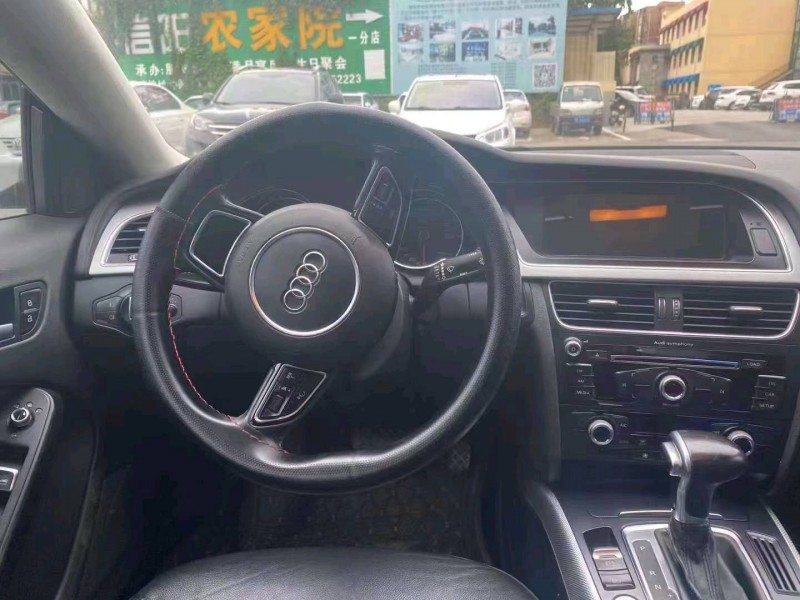 安阳16年奥迪A56