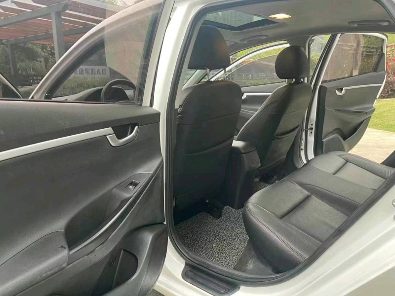 北京19年现代悦动5