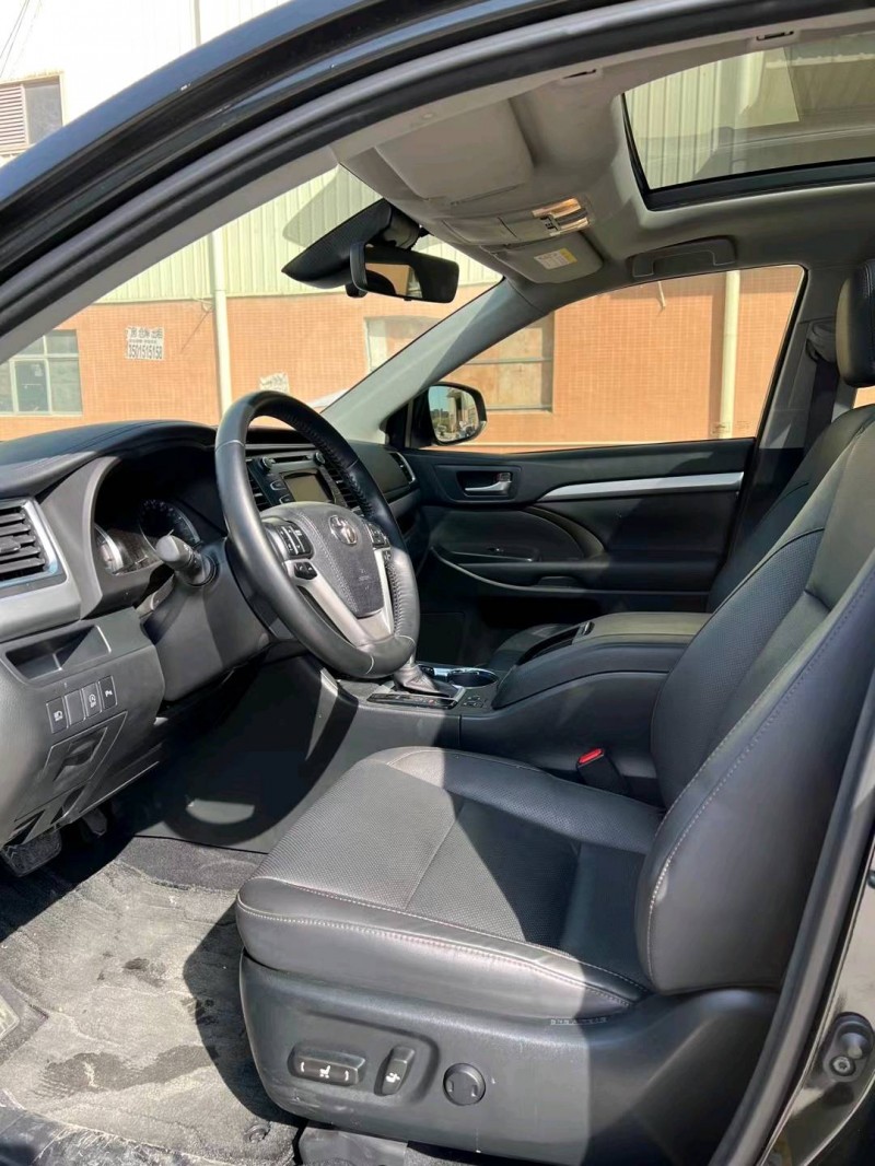 东莞18年丰田汉兰达4