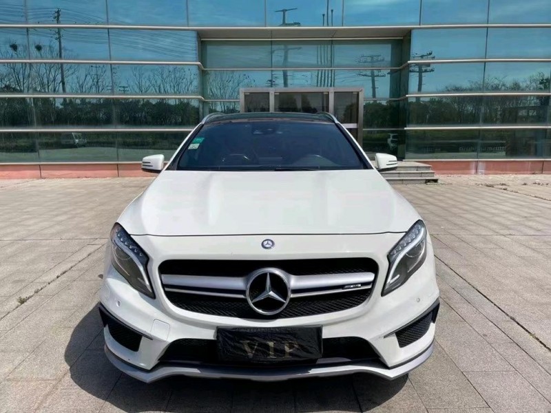 盐城16年奔驰GLA1