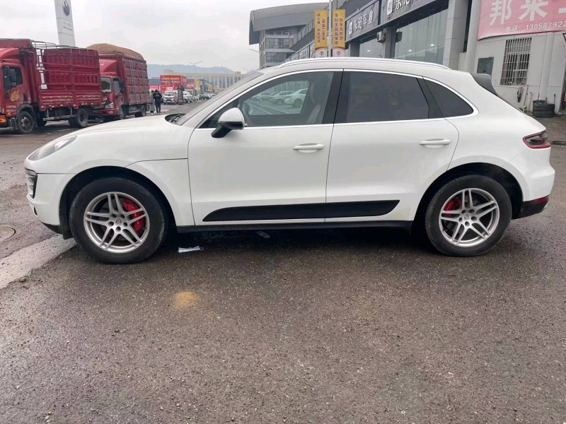 臺州16年保時捷Macan2