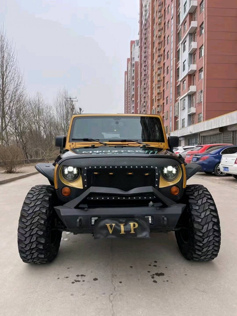 邢臺14年Jeep牧馬人1