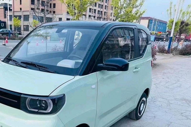 鄭州22年五菱汽車MINIEV馬卡龍3