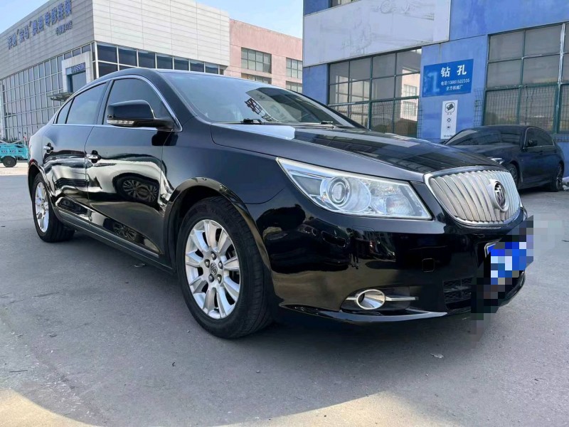 徐州12年别克君越2