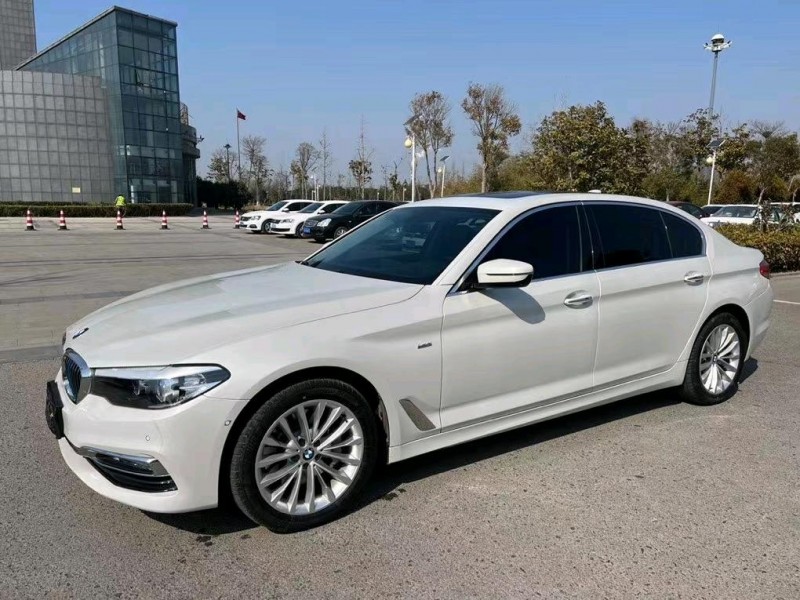 盐城18年宝马5系3