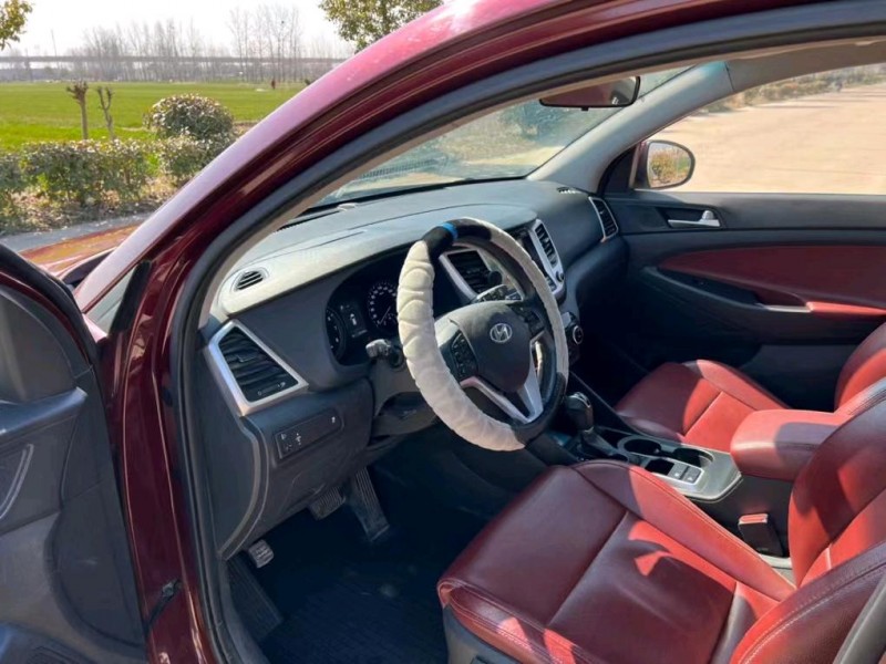 盐城16年现代途胜8