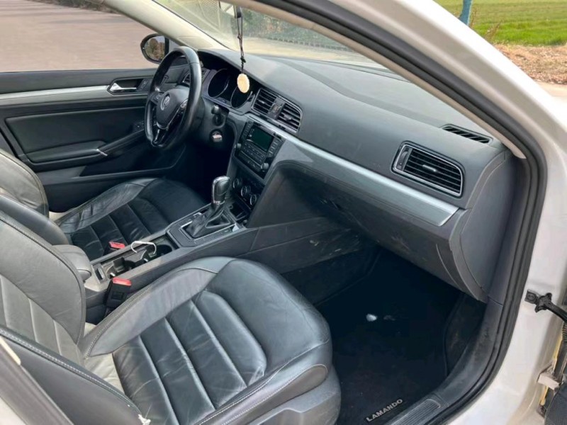 盐城16年大众凌渡9