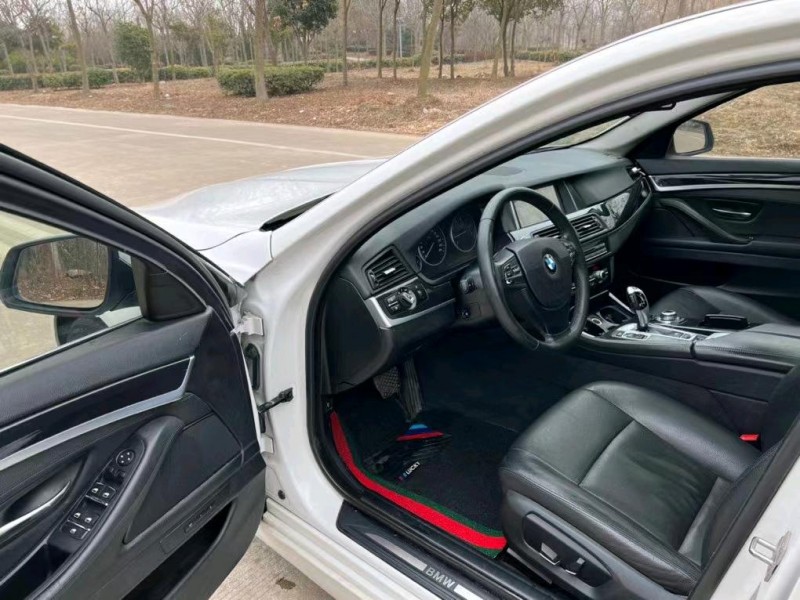 盐城15年宝马5系8