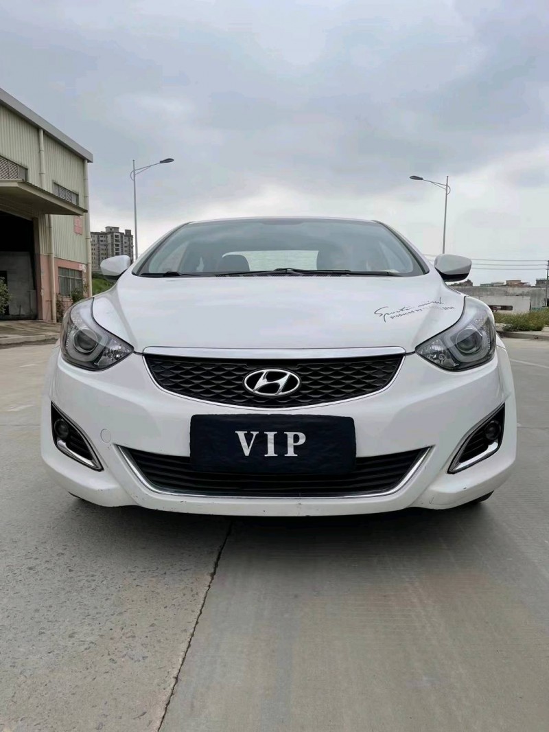 东莞17年现代朗动1