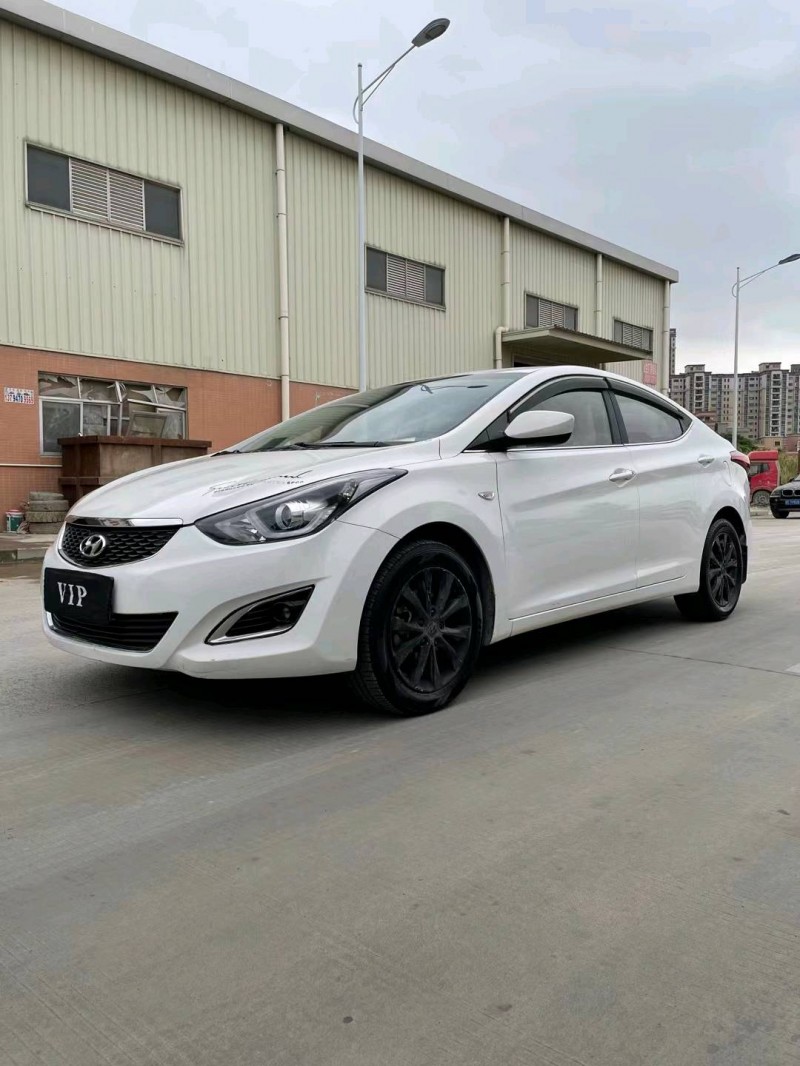 东莞17年现代朗动3