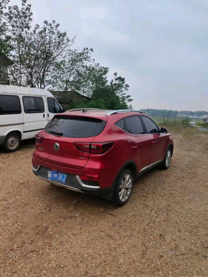 邵陽17年名爵ZS7