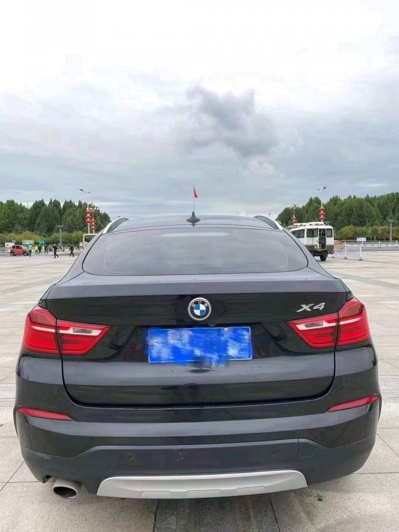 安阳18年宝马X49