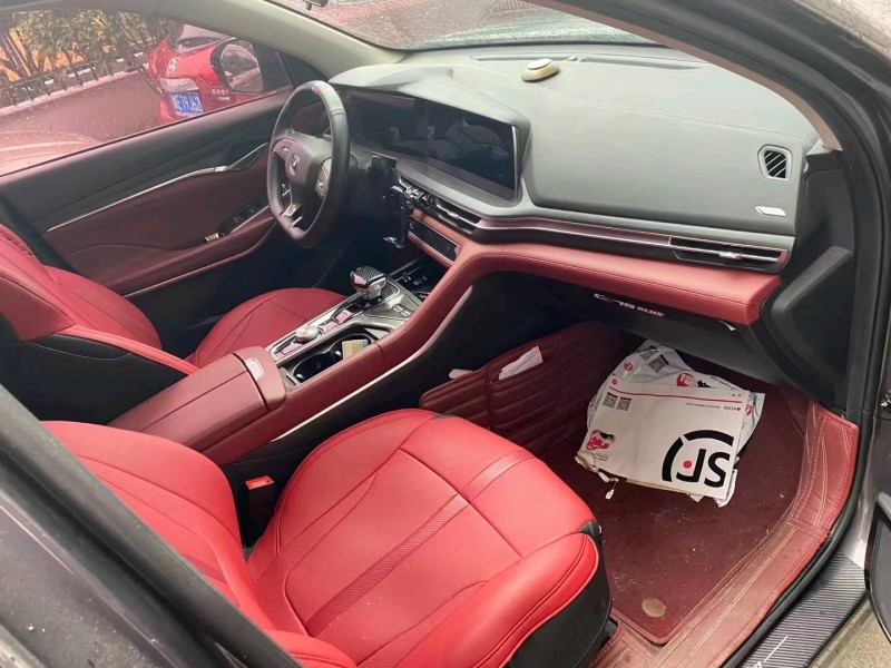 杭州19年長安汽車CS752