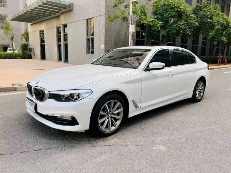 东莞18年宝马5系3