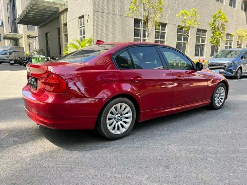 东莞10年宝马3系7