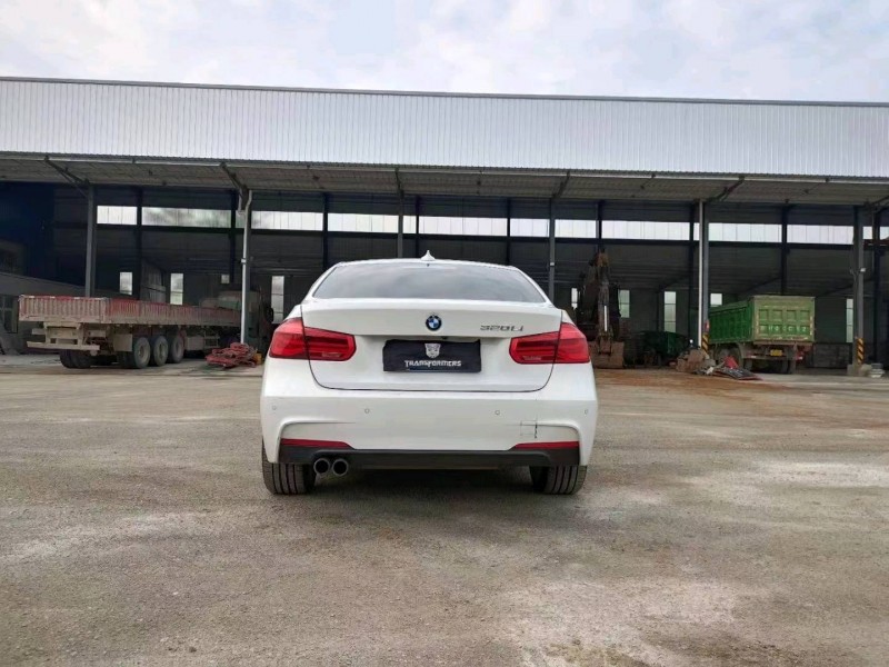 北京17年宝马3系4