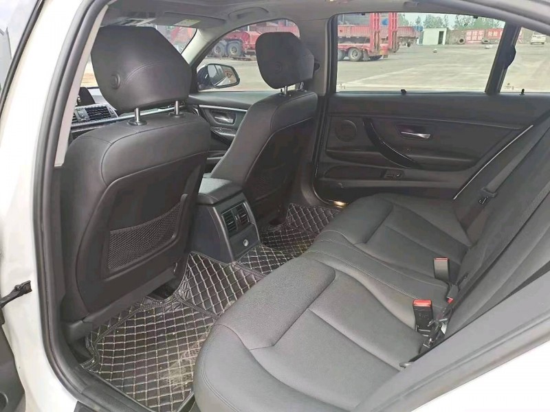 北京17年宝马3系5