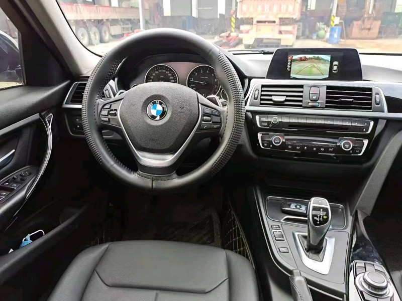 北京17年宝马3系6