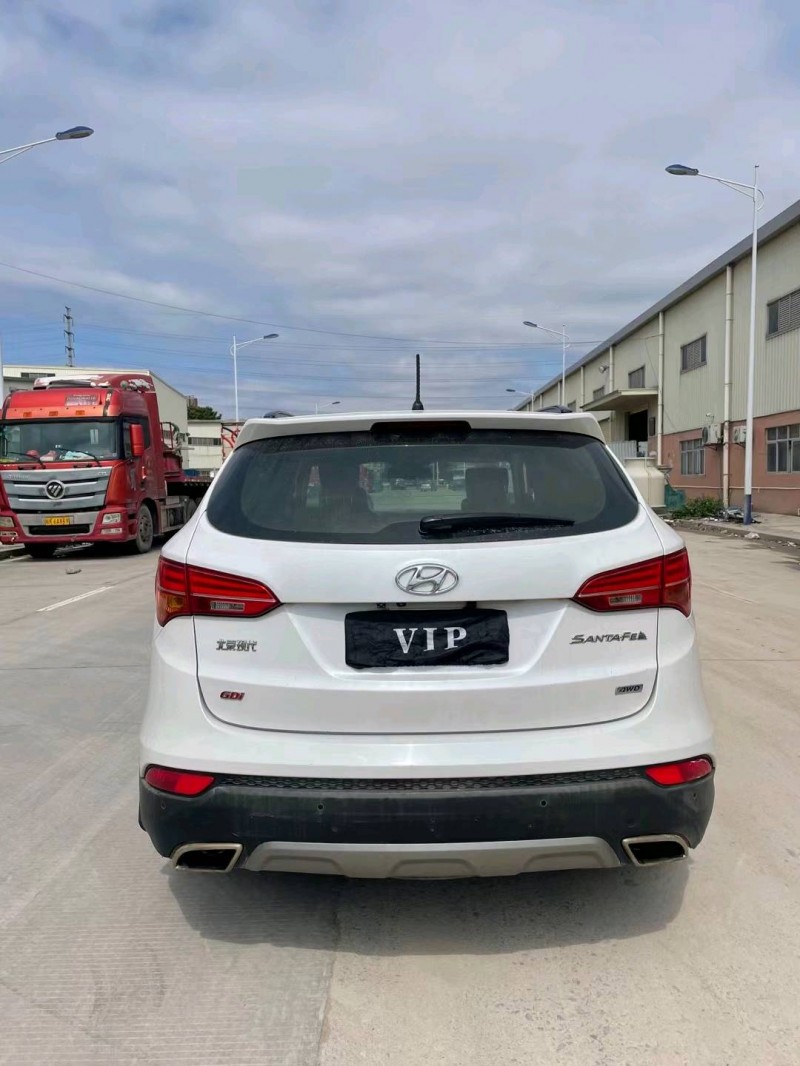 东莞13年现代新胜达9