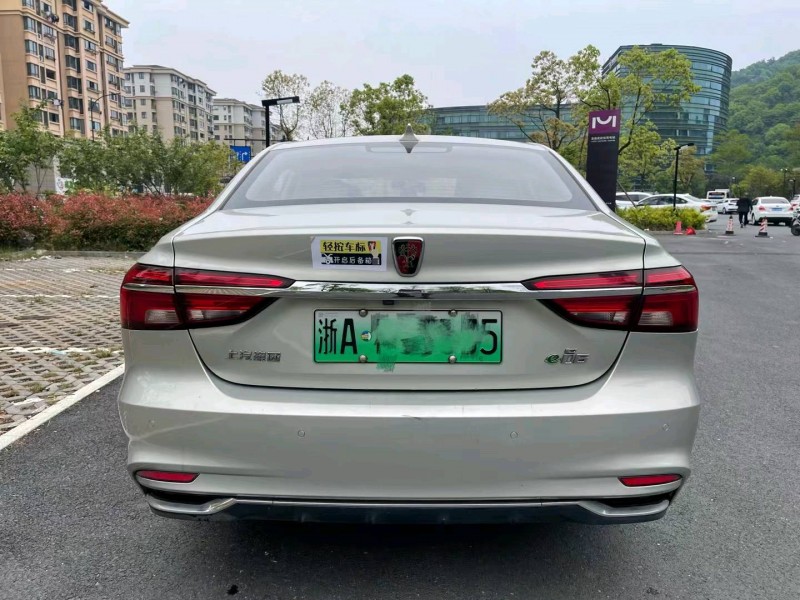 杭州19年榮威ei67