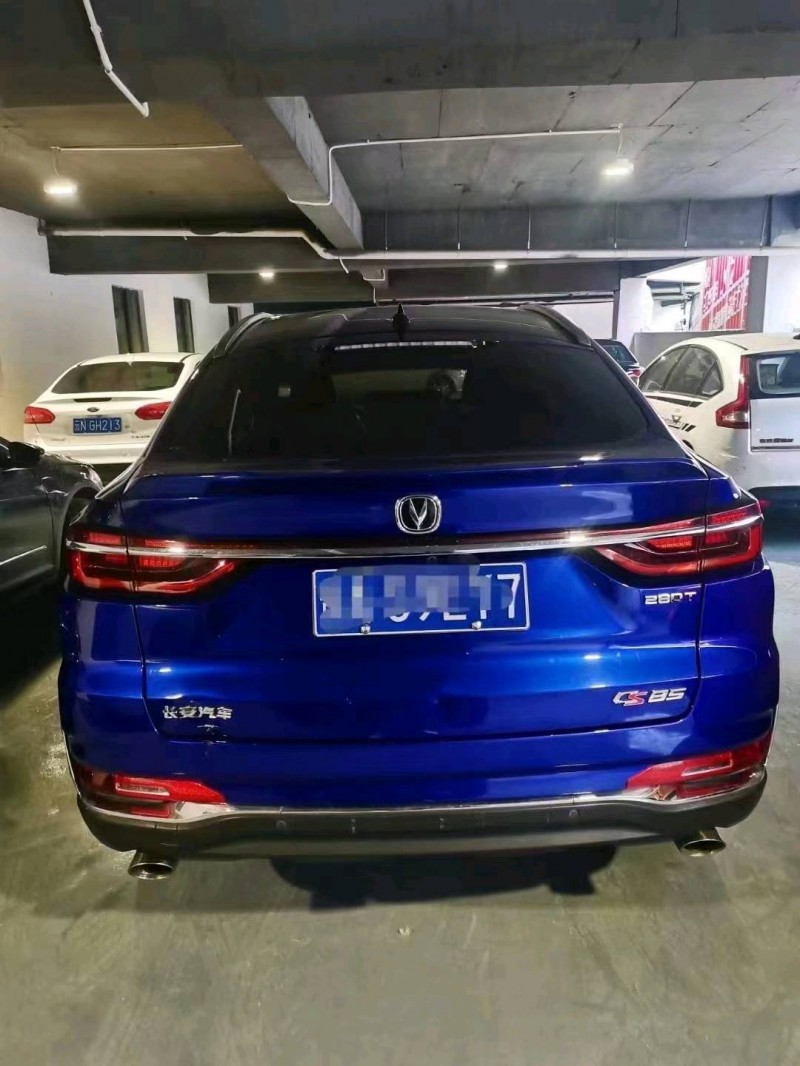 銅仁19年長安汽車CS852
