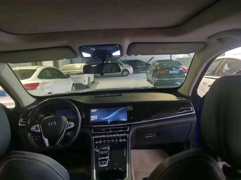 銅仁19年長安汽車CS857
